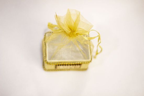 صورة علب توزيعات المناسبات